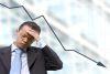 Světová ekonomika míří do recese, varují experti